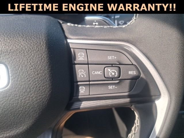 2025 Jeep Grand Cherokee Laredo X 4x4