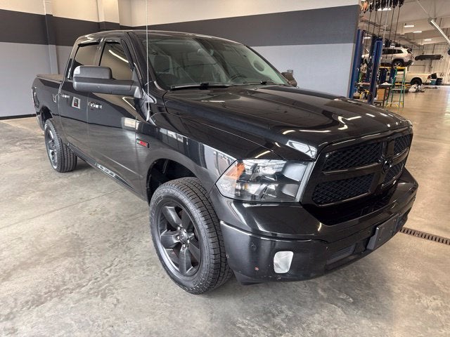 2018 RAM 1500 Big Horn Crew Cab 4x4 5'7" Box