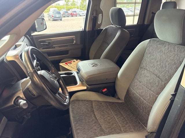 2018 RAM 1500 Big Horn Crew Cab 4x4 5'7" Box