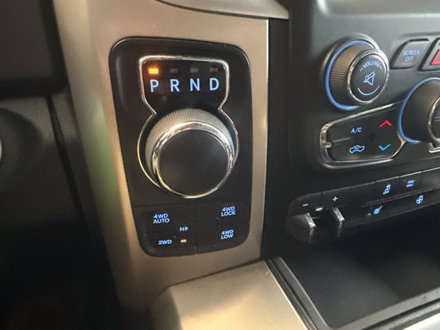 2018 RAM 1500 Big Horn Crew Cab 4x4 5'7" Box