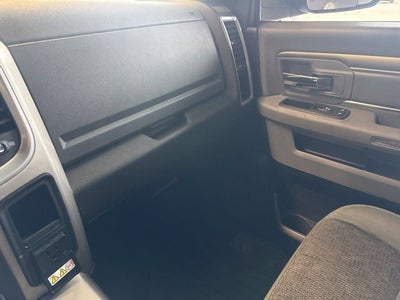 2018 RAM 1500 Big Horn Crew Cab 4x4 5'7" Box