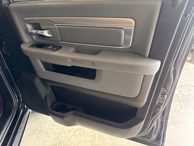 2018 RAM 1500 Big Horn Crew Cab 4x4 5'7" Box