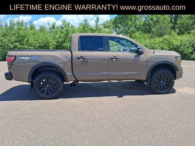 2021 Nissan TITAN Crew Cab PRO-4X 4x4