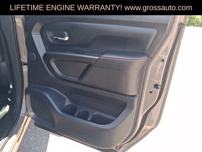 2021 Nissan TITAN Crew Cab PRO-4X 4x4