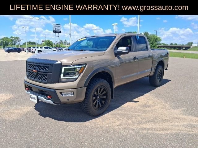 2021 Nissan TITAN Crew Cab PRO-4X 4x4