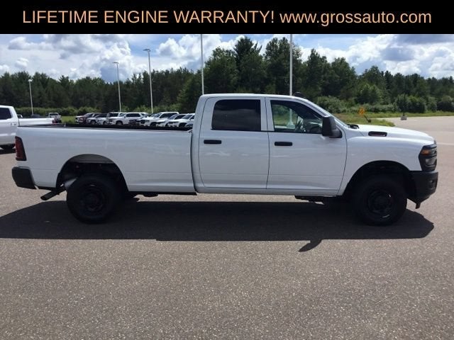 2026 RAM 2500 Tradesman Crew Cab 4x4 8' Box