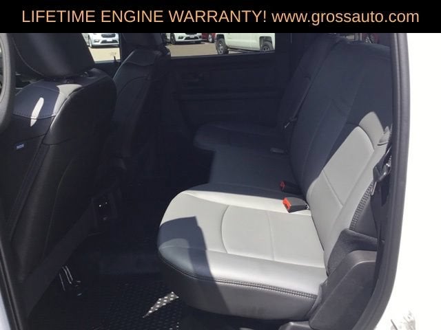 2026 RAM 2500 Tradesman Crew Cab 4x4 8' Box