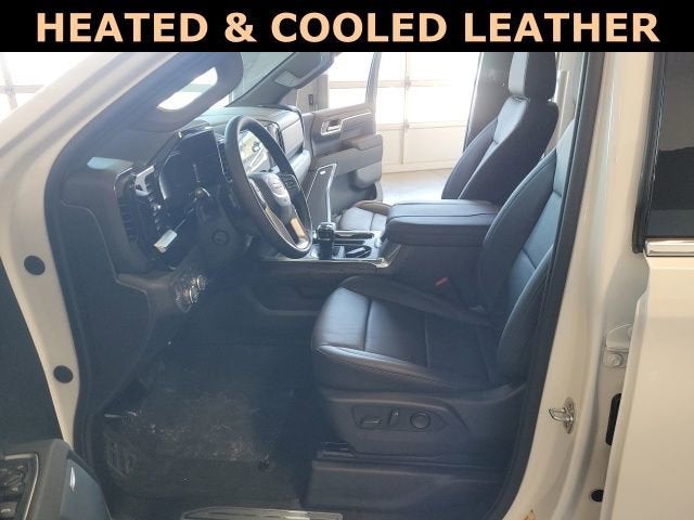 2026 GMC Sierra 1500 SLT - Photo 19