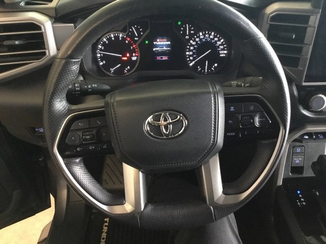 2022 Toyota Tundra 4WD SR5