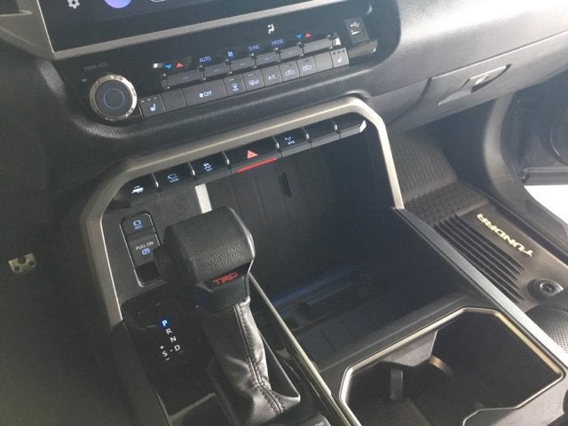 2022 Toyota Tundra 4WD SR5