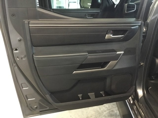 2022 Toyota Tundra 4WD SR5