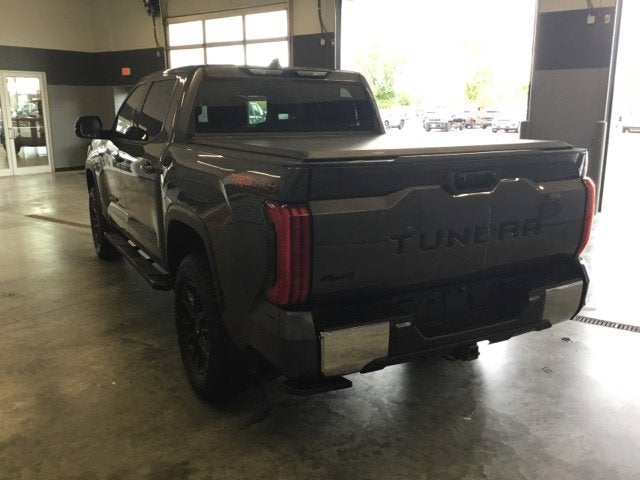 2022 Toyota Tundra 4WD SR5