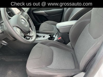 2022 Jeep Cherokee Sport