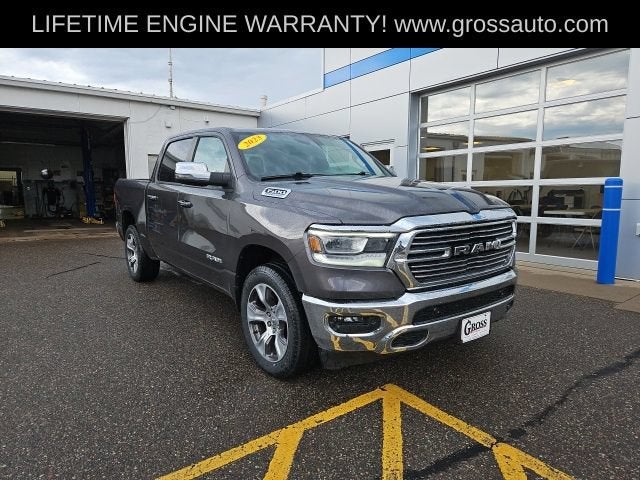 2023 RAM 1500 Laramie Crew Cab 4x4 5'7" Box