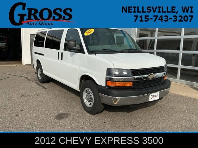 2012 Chevrolet Express Passenger 3500 1LT