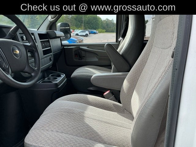 2012 Chevrolet Express Passenger 3500 1LT