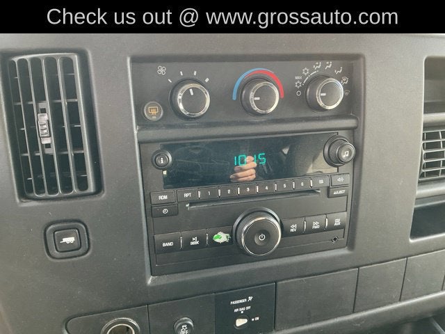 2012 Chevrolet Express Passenger 3500 1LT