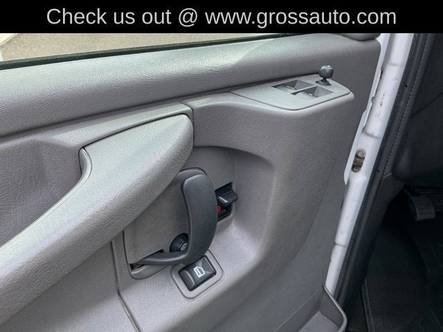 2012 Chevrolet Express Passenger 3500 1LT