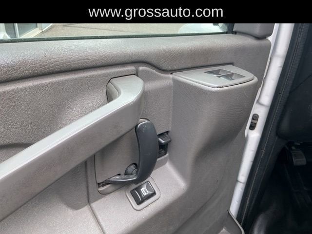 2016 Chevrolet Express Cargo 3500 BASE