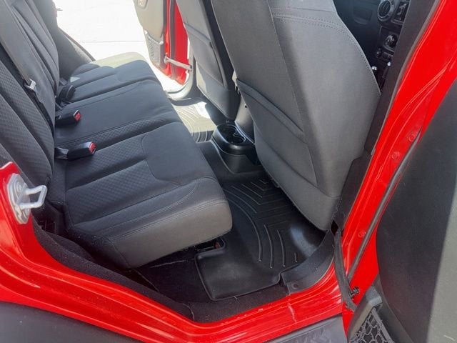 2017 Jeep Wrangler Unlimited Sport RHD