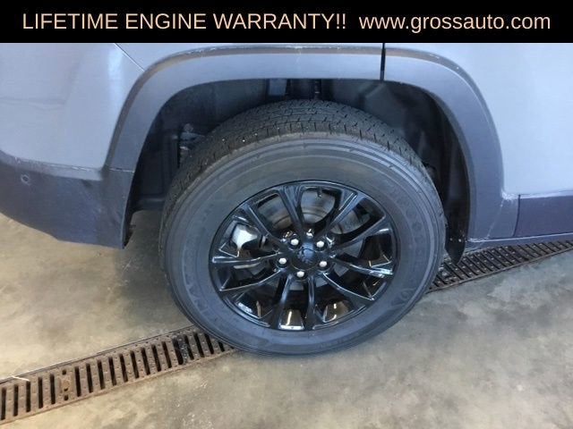 2023 Jeep Cherokee Altitude Lux