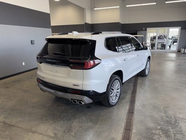 2025 GMC Acadia Denali