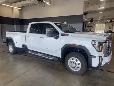 2026 GMC Sierra 3500 HD Denali DRW