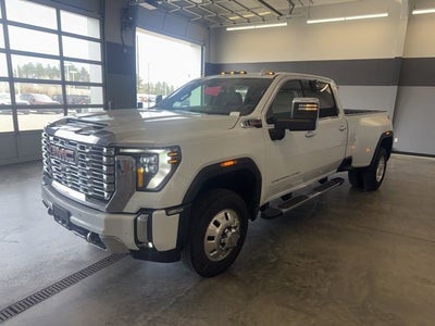2026 GMC Sierra 3500 HD Denali DRW