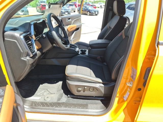 2025 GMC Canyon AT4