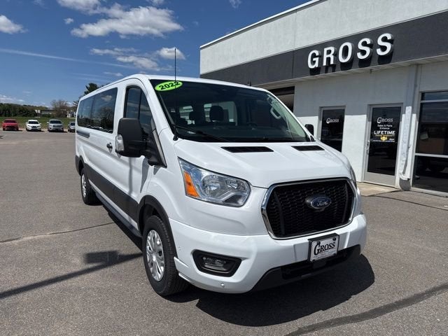 2022 Ford Transit Passenger Wagon XL