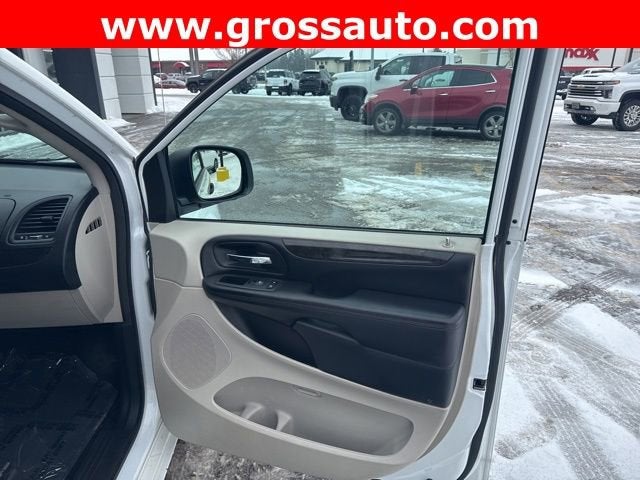 2020 Dodge Grand Caravan SE