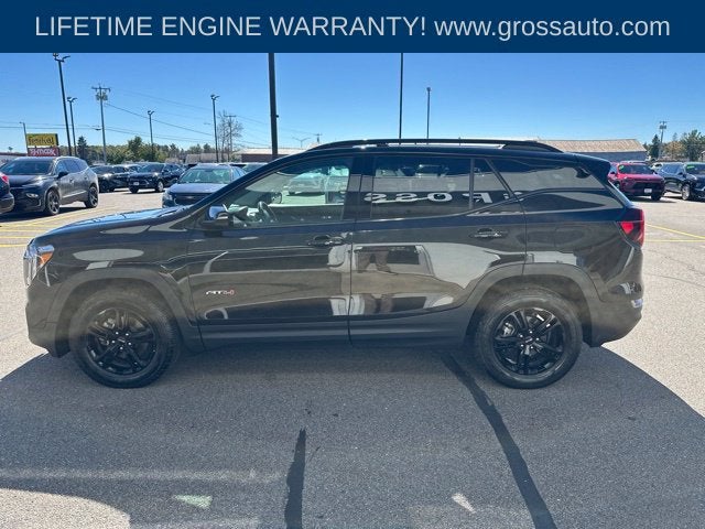 2023 GMC Terrain AT4