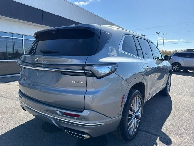 2025 Buick Enclave Avenir