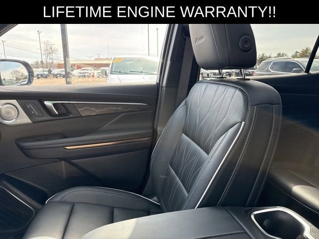 2025 Buick Enclave Avenir