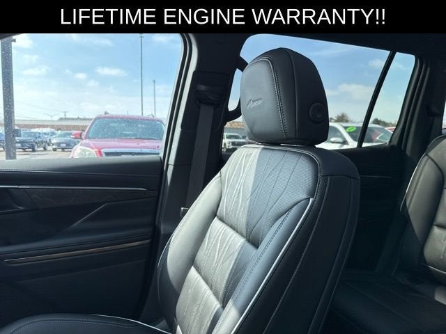 2025 Buick Enclave Avenir