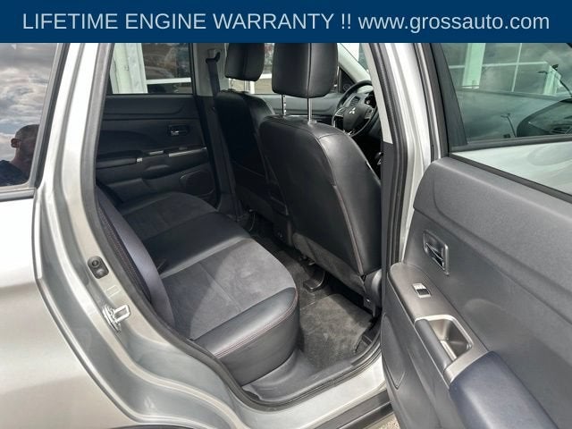 2024 Mitsubishi Outlander Sport S