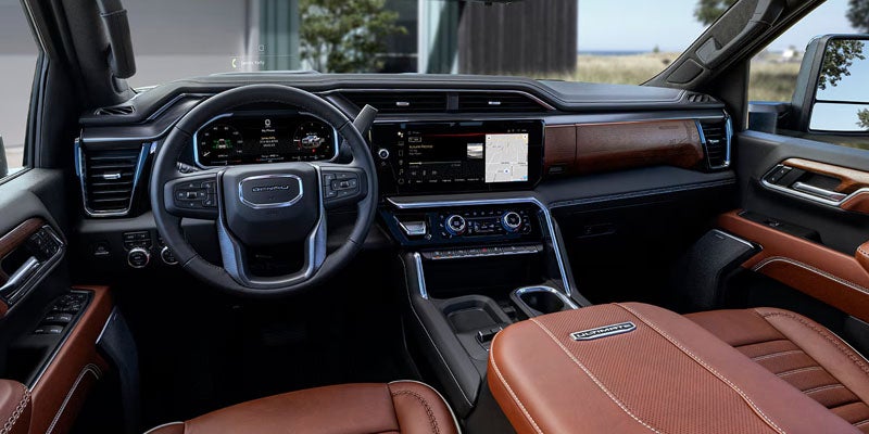 GMC Sierra 2500 HD Cabin